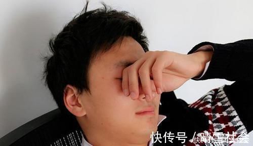 核桃|常失眠人易老,堪称“安眠药”的食物,每天坚持吃,或可秒入睡