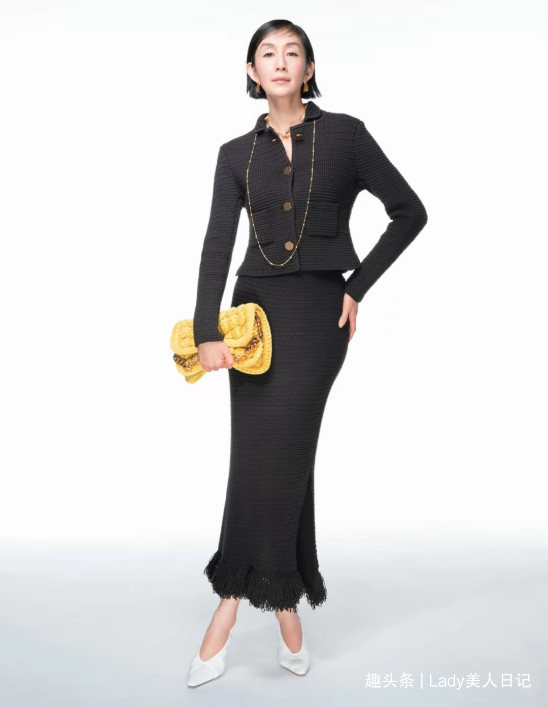 睿智型|为什么睿智的女人更厉害深度解析“大女人风”造型,权威有气场