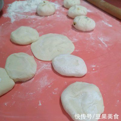 铁棍山药|网红山药韭菜鸡蛋生煎，简单快手超美味