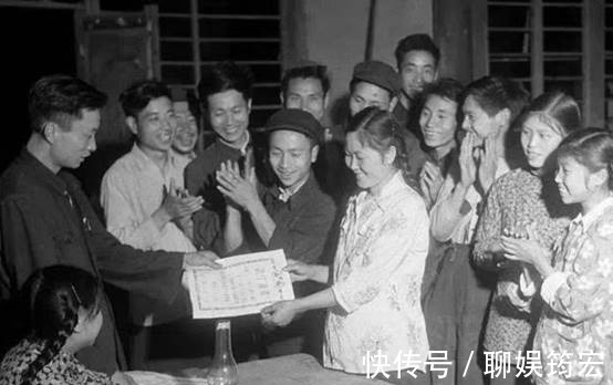 过华清宫绝句|“一骑红尘妃子笑”中的“骑”,读qí更好些吗?看完你就知道了