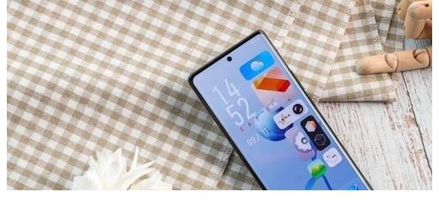 vivo|vivo X80 Pro持续开火，陶瓷机身+100倍变焦+5100mAh，全能旗舰