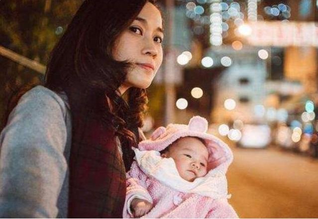 生活质量|没老人帮衬自己带娃的家庭，生活得如何？3位宝妈道出自己的经历