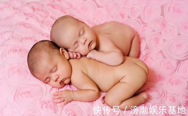 宝宝|双胞胎妹妹吃母乳,姐姐吃奶粉,5个月后两个宝宝的差别让人心疼