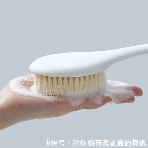除螨仪 夏季螨虫肆虐,教你几分钟消除被窝里的九成螨虫,再也不用和它们同床共枕了