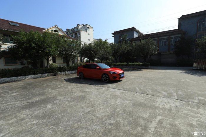 奶爸|准奶爸的座驾福克斯ST-line，颜值与性能齐飞