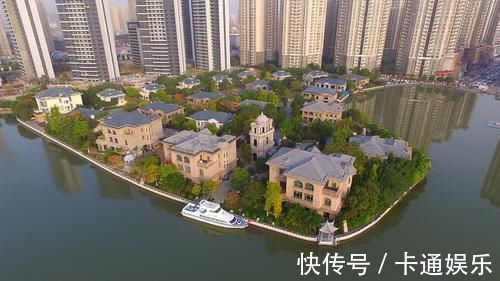 高层|为何很多人从别墅搬回高层？建筑学家：住着不方便，同时还难转手