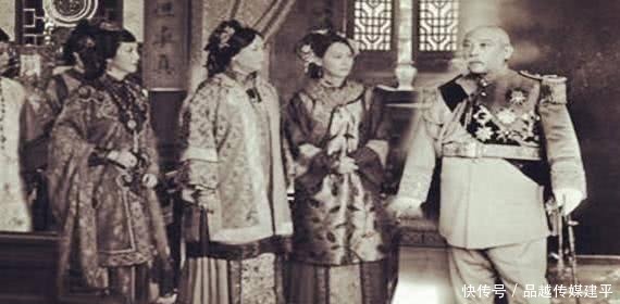 妻妾|袁世凯身材矮小，却凭借这一个特殊本领，妻妾离不开他