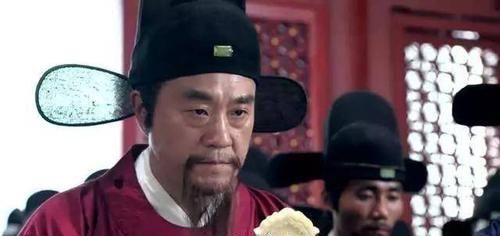 大臣们|朱元璋请大臣吃饭,刘伯温看到桌上的杯子,叹道:皇帝要大开杀戒