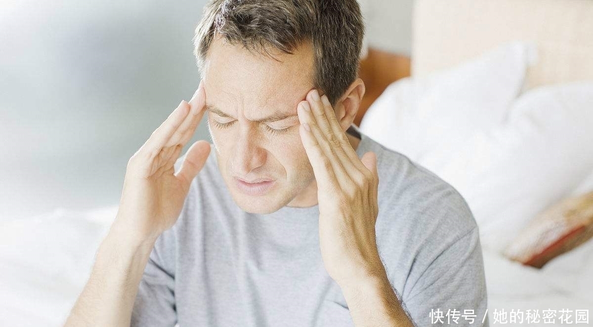恶性肿瘤常常有四个标志，超过两个以上，提示肿瘤已经是进展期