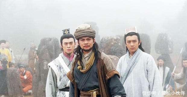 天龙八部有一隐藏高手,武功远胜巅峰虚竹,连扫地僧也比不上他!