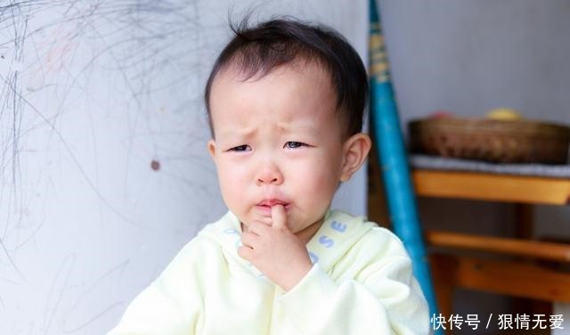 贝贝豆|宝宝“肛欲期”的怪癖，家长再难也得忍，错误处置会让孩子留阴影！