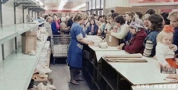 改革|戈尔巴乔夫挽救苏联的最后努力,是如何被西方七国断送的?