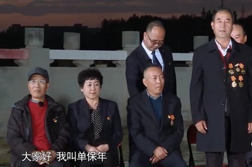 叫“Baby姐”已经过时了，看蔡徐坤是如何称呼杨颖的，超贴心