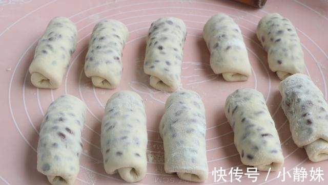 红豆卷|早餐比包子简单,比馒头好吃,两手一卷,出锅孩子一口气吃3个