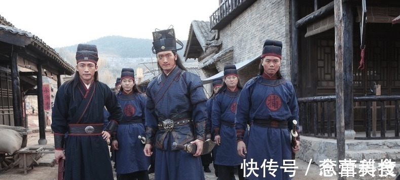 施耐庵@他与武松经历相仿,被吹得很强,上梁山却不得重用,死得如同炮灰