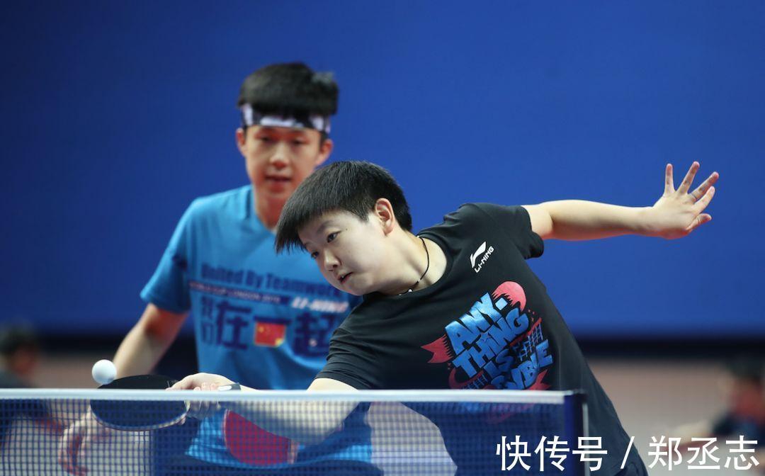 王曼昱|解說(shuō)員！伊藤美誠(chéng)新工作曝光，一邊看球一邊吐槽：我也能贏王曼昱