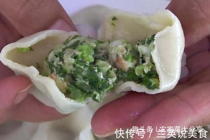 煮饺子时不要只用水煮，还要加一勺它，这样煮的饺子才不会破皮