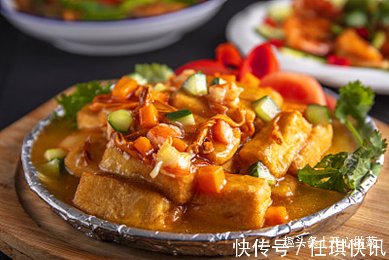 蒜苗|精选美食土豆炖排骨，酸甜鲈鱼片，家常豆腐的美味做法