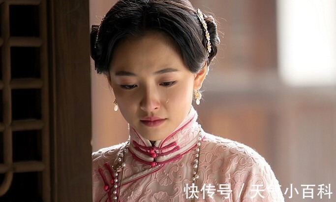 结婚&15岁结婚,21岁离婚,不想儿媳重蹈覆辙,她独自照看4个孙子!