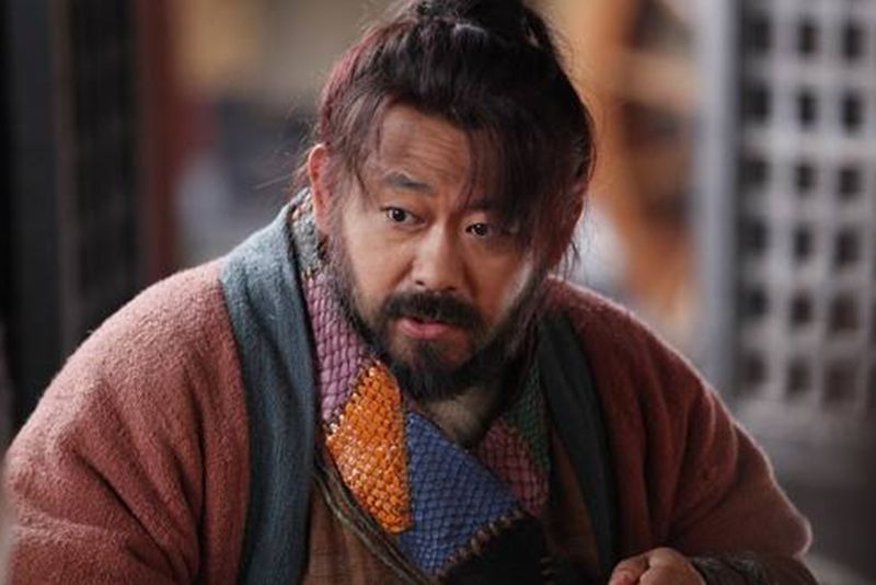 王伯#历史上谁最会交友,当属程咬金,他一辈子交了四个朋友就足够了