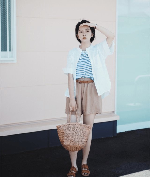 粉红色|黑白灰不仅仅百搭，与这4种“混色搭配”更高级