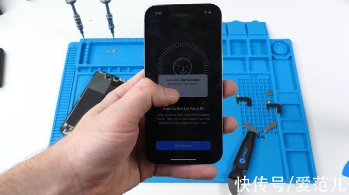 F别再自己给 iPhone 13 换屏，不然 Face ID 可能会失灵