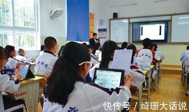 文化!为何中国的上层社会喜欢崇拜西方文化,却看不见五千年的华夏文明