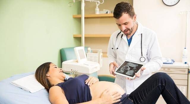 胎儿|产道这么窄，胎儿怎么出来的看完后我不禁感到难过做母亲真不容易