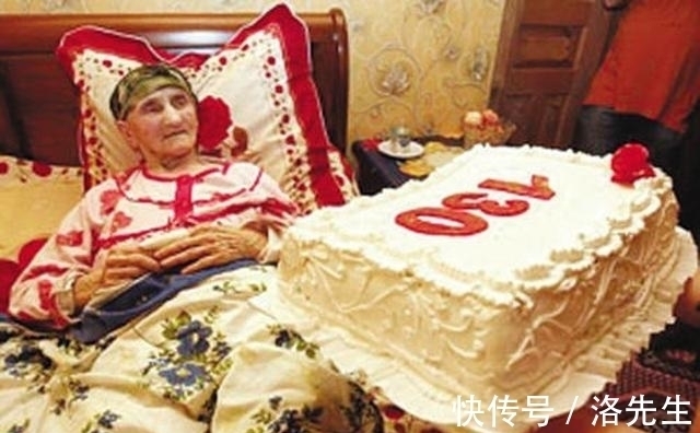 安季萨·赫维恰娃|她60岁生下儿子,儿子70岁,130岁的她说:不愿意成为别人的累赘
