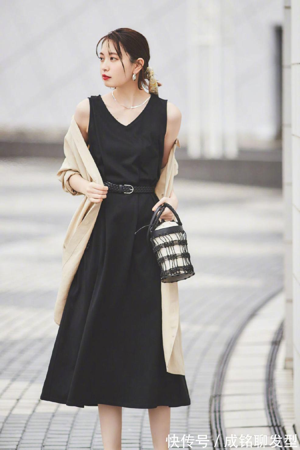 夏装|“日杂”人气模特宫田聪子示范优雅夏装,时髦大气养眼,高级满满