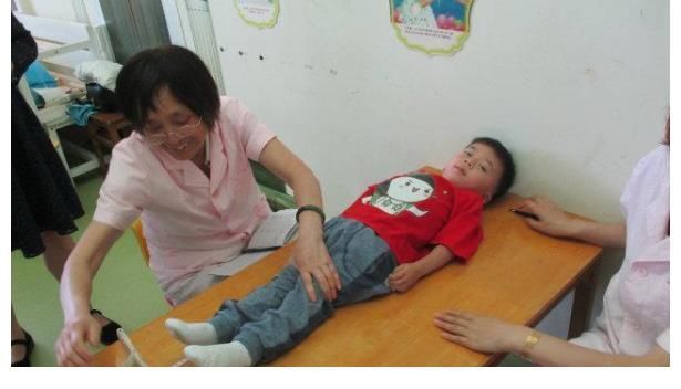 小豪|8岁小孩出现贫血,两年不长个,儿科医师提醒:家长多给孩子补铁