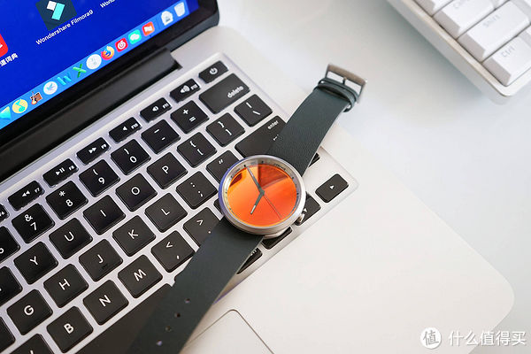 offst以为是太空之物,OFFSTAGE意大利太阳镜手表,小而美高级感十足!