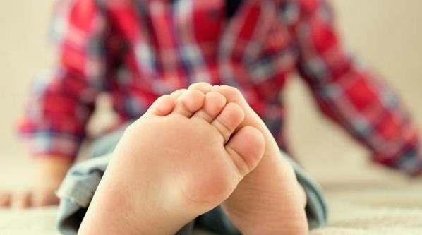 平稳|如果患有高血压怎么办?1动作每天坚持5分钟,“血压”会平稳!