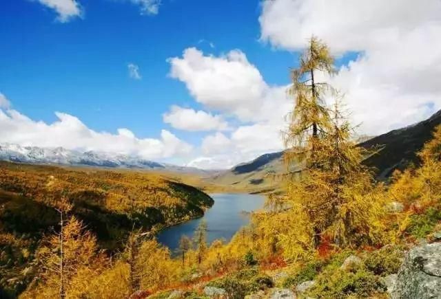 美景|推荐一处川西美景，一年四季都好耍！