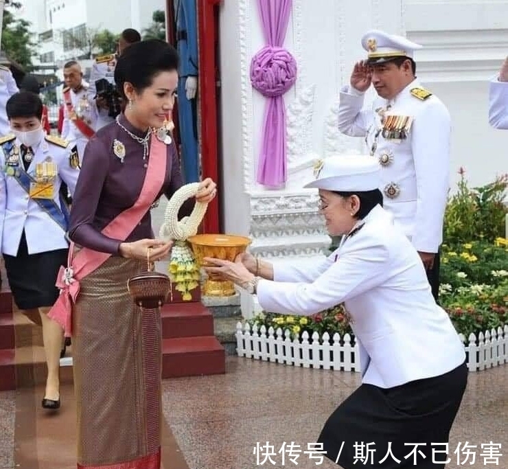 诗尼娜贵妃@苏提达王后和诗尼娜贵妃的宫斗戏有何意义?不如要钱离婚走人