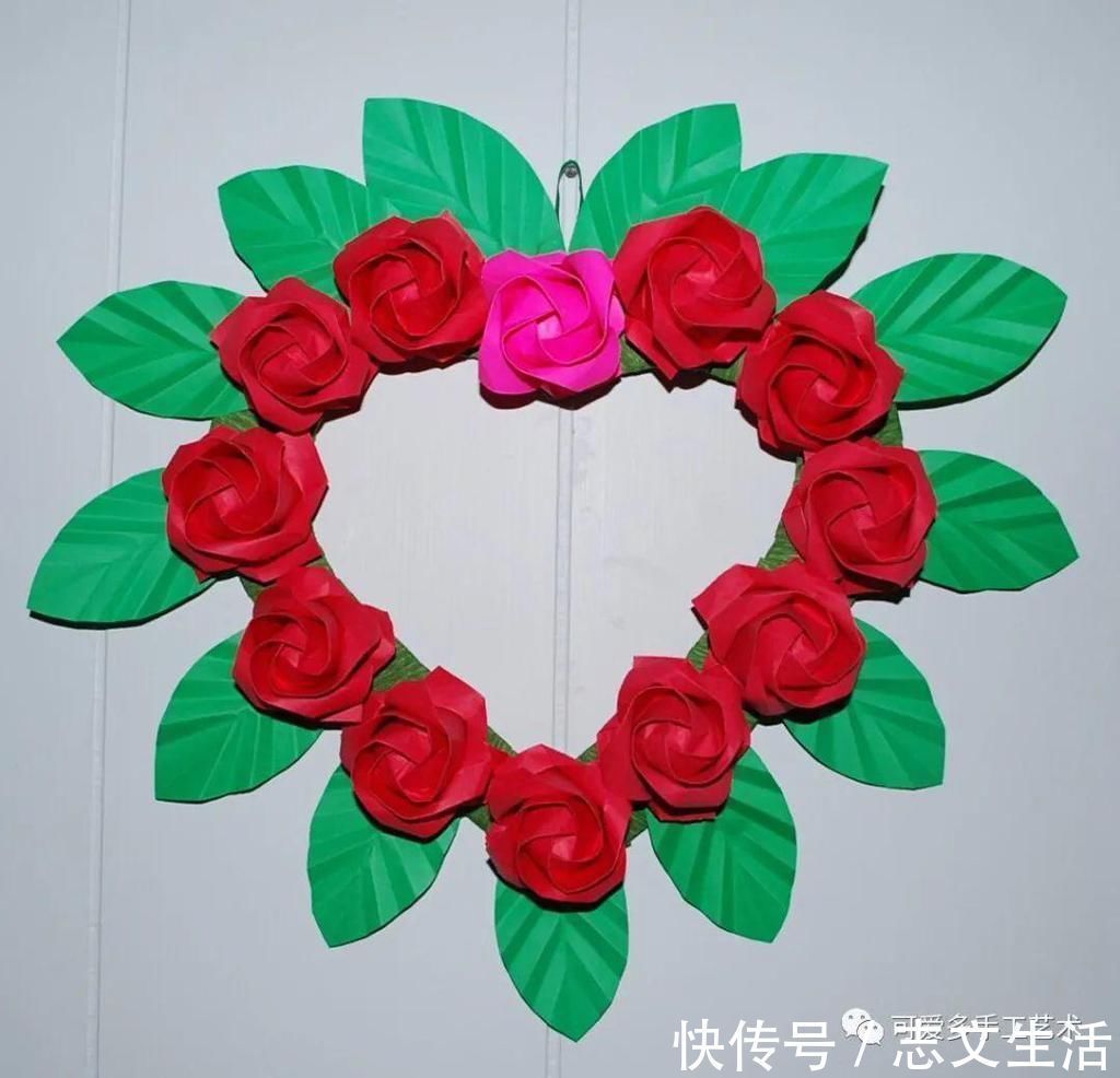 一张纸就能折的玫瑰，放几枝在家中，人见人夸！