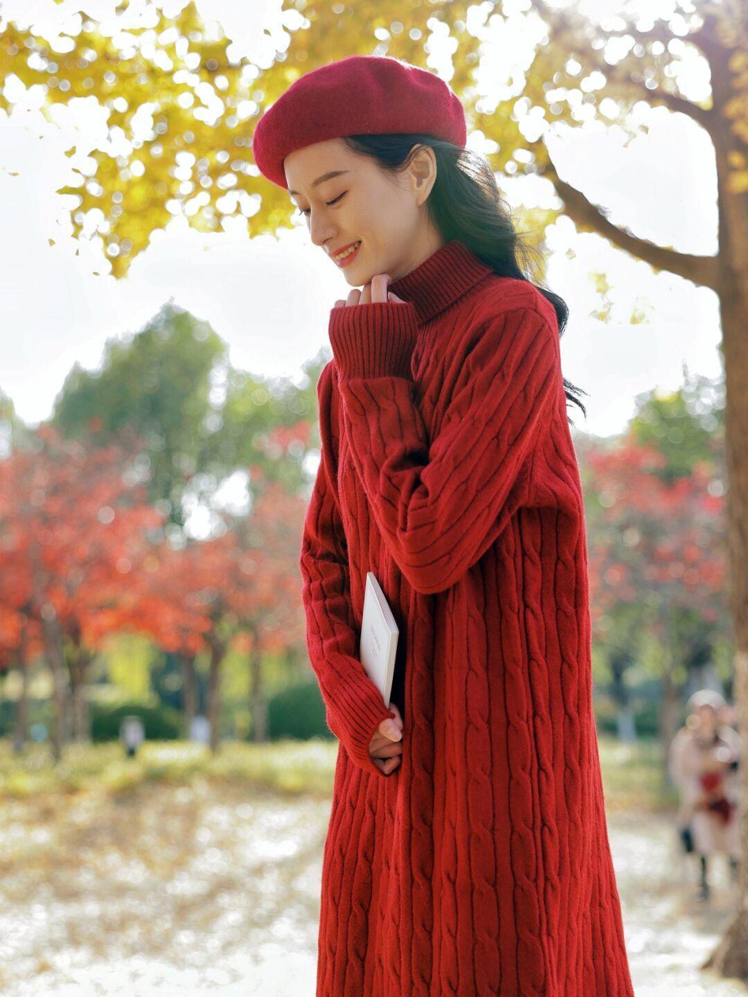 质地 衣服好看不全看身材,选款很重要,这些“毛衣”looks分享给你