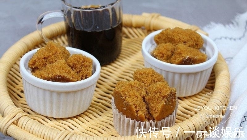 蔓越莓干|拌好面糊就能蒸, 夏天吃发糕正好, 多注意几点, 出锅后比买的还松软