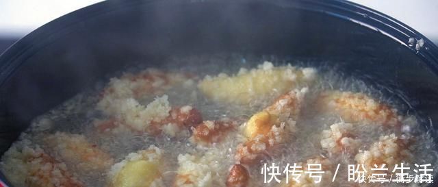 喜欢吃糯米粉的快收藏，不发面不烫面，5斤糯米粉不够吃，真过瘾