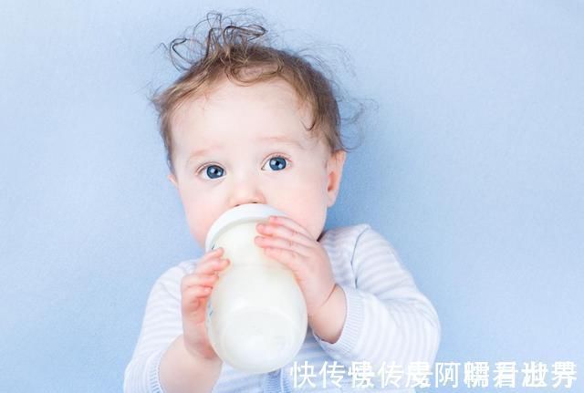 婴幼儿|孩子身体出现这3种信号,是过度喂养迹象,父母别坑了娃还不自知