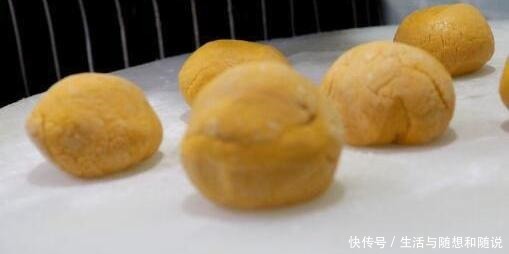 南瓜饼怎样做才好吃大厨分享家常做饭,外酥里嫩,香甜软糯