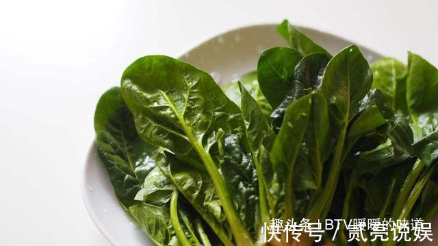 农药|8种最脏蔬果排名出炉,很多孩子都爱吃,吃水果前一定要多洗几遍