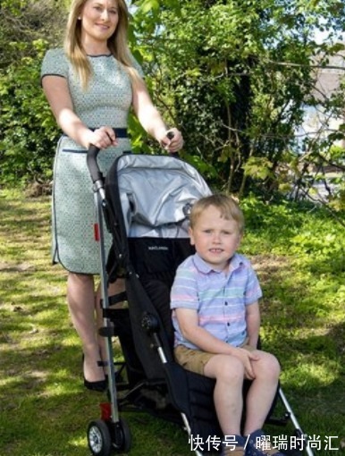 宝宝|带娃出门需谨慎,有种伤害叫“徒手抱娃”,方便大人却害了孩子