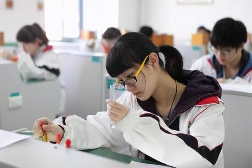 告诉|为什么一定要考名牌大学？这3点一般人不会告诉你！