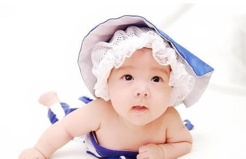 宝宝|医生:经常抱孩子和经常躺孩子,长大后区别很明显,哪个更健康