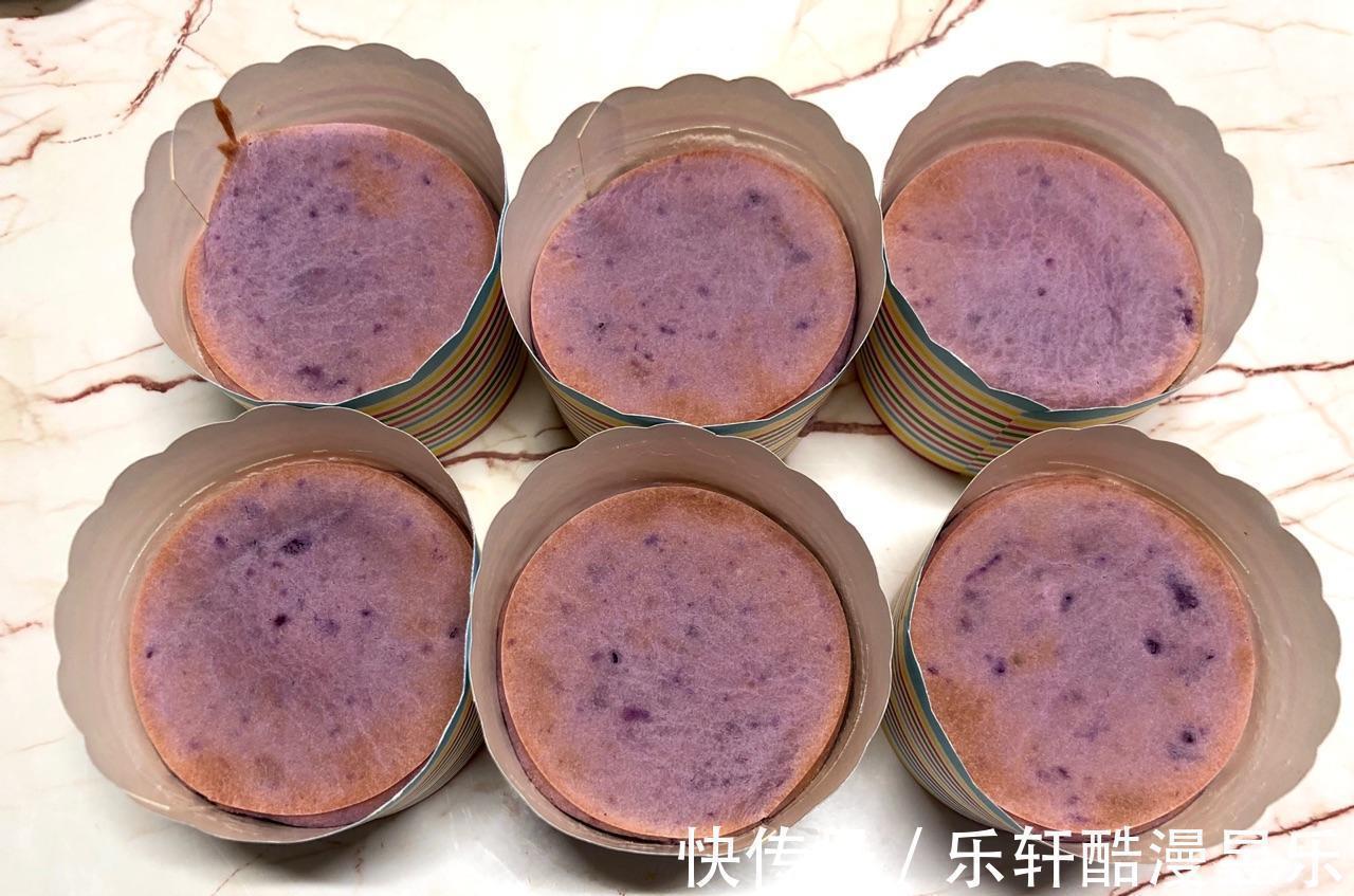 一吃就上瘾的粑粑蛋糕，软糯香甜，再也不用排队买了