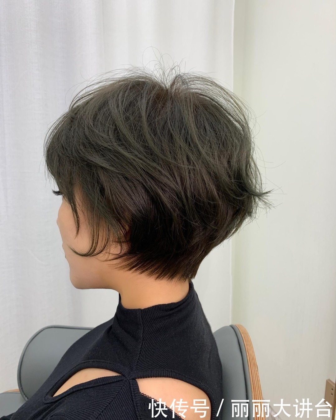 烫发|秋冬发型别乱剪,新时尚发型19款送给大家,洋气时尚好打理