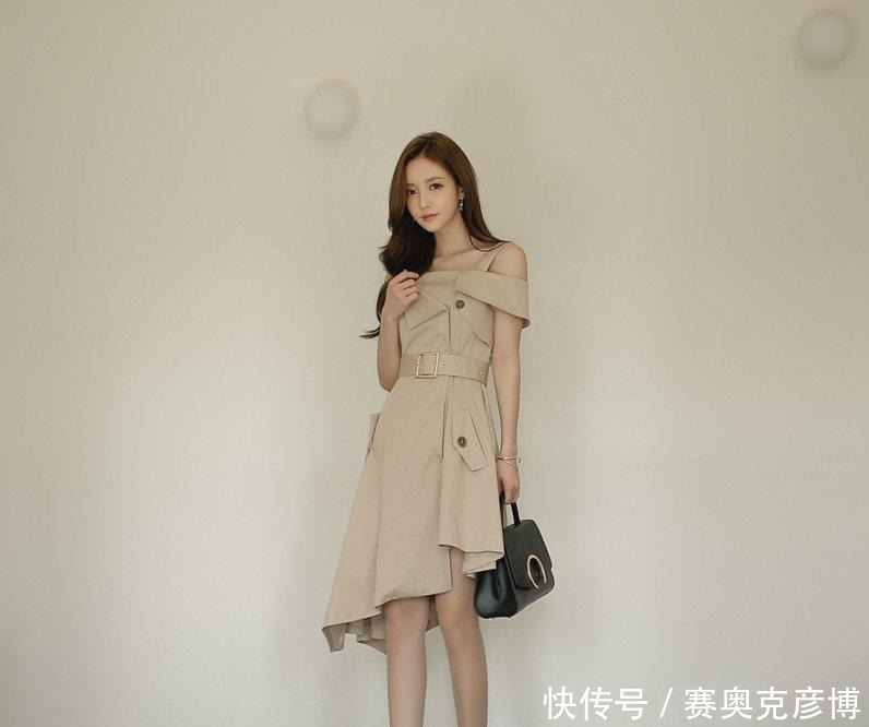 孙允珠|孙允珠女装美图:馨雅原木左岸咖啡吊带小洋裙!