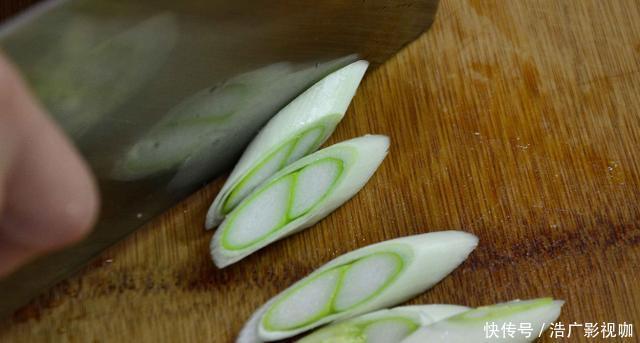  夏天|夏天此菜最抢手，补钙补蛋白，好吃不长肉，全家都爱吃