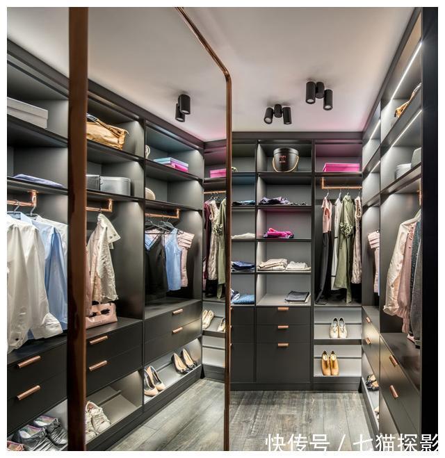 装修|公寓装修改造,一个玻璃隔断划分三间卧室出来,外国佬就是会玩